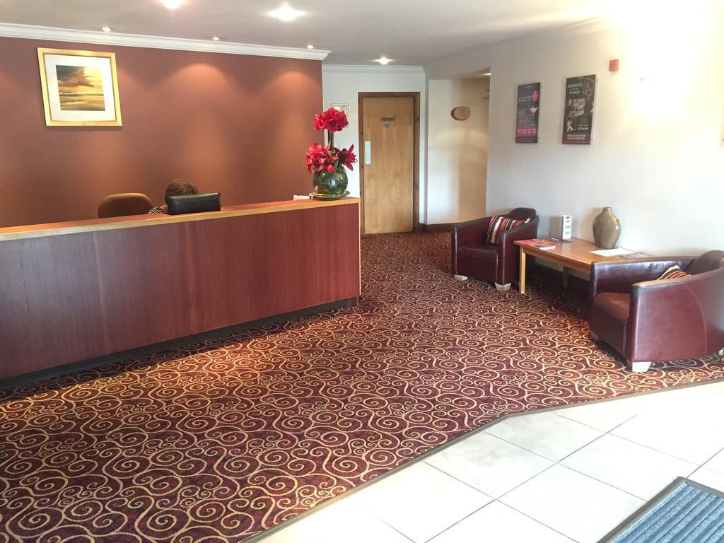 The Gilvenbank Hotel Glenrothes Exterior photo